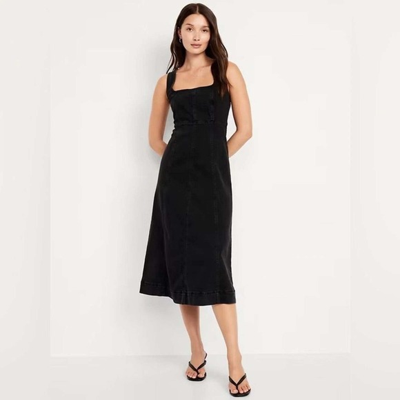 Old Navy Dresses & Skirts - Old Navy Womens Black Fit & Flare Sleeveless Denim Midi Dress Square Neck M NEW
